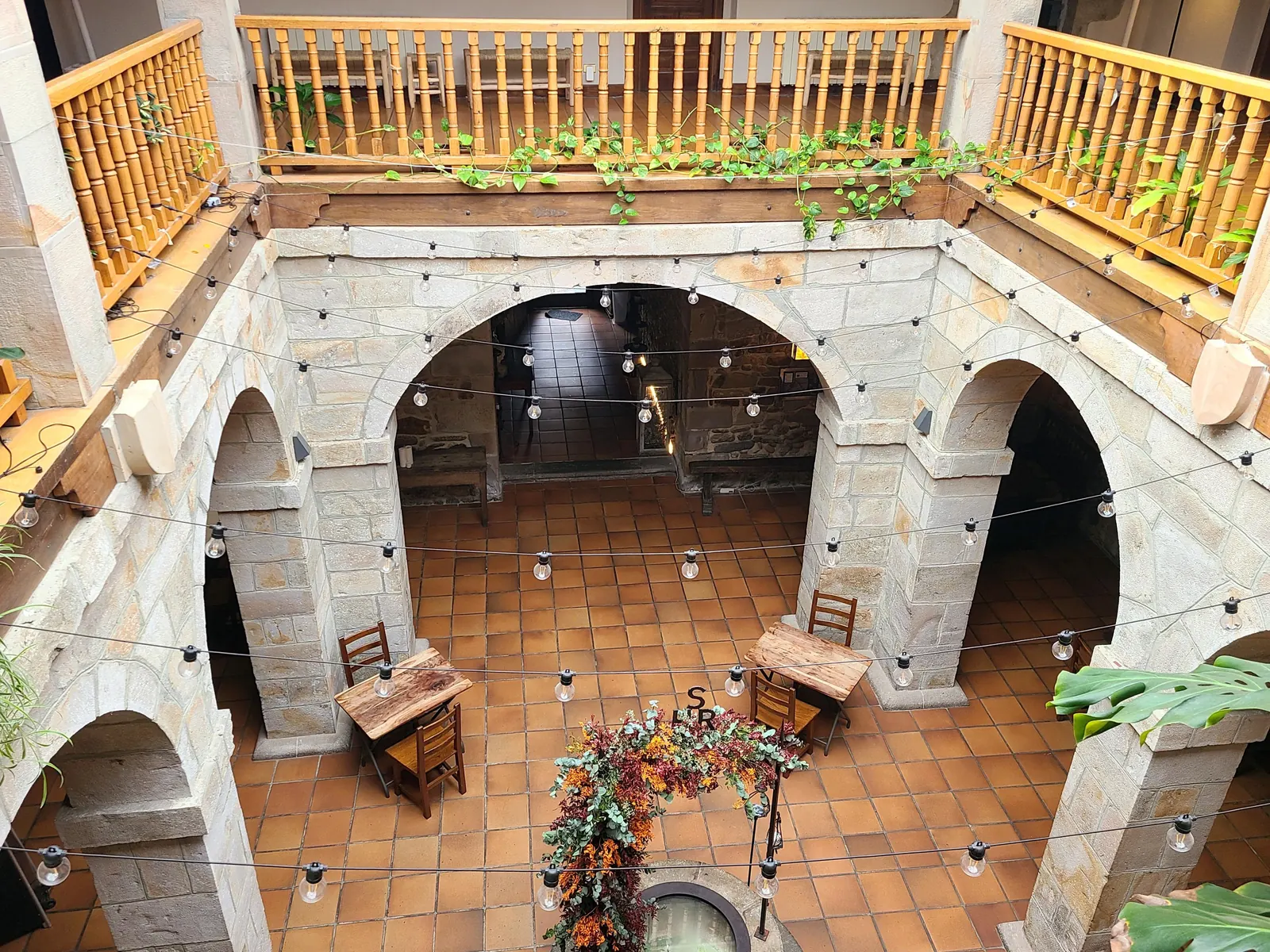 Claustro con pozo del Convento San Roque, Balmaseda